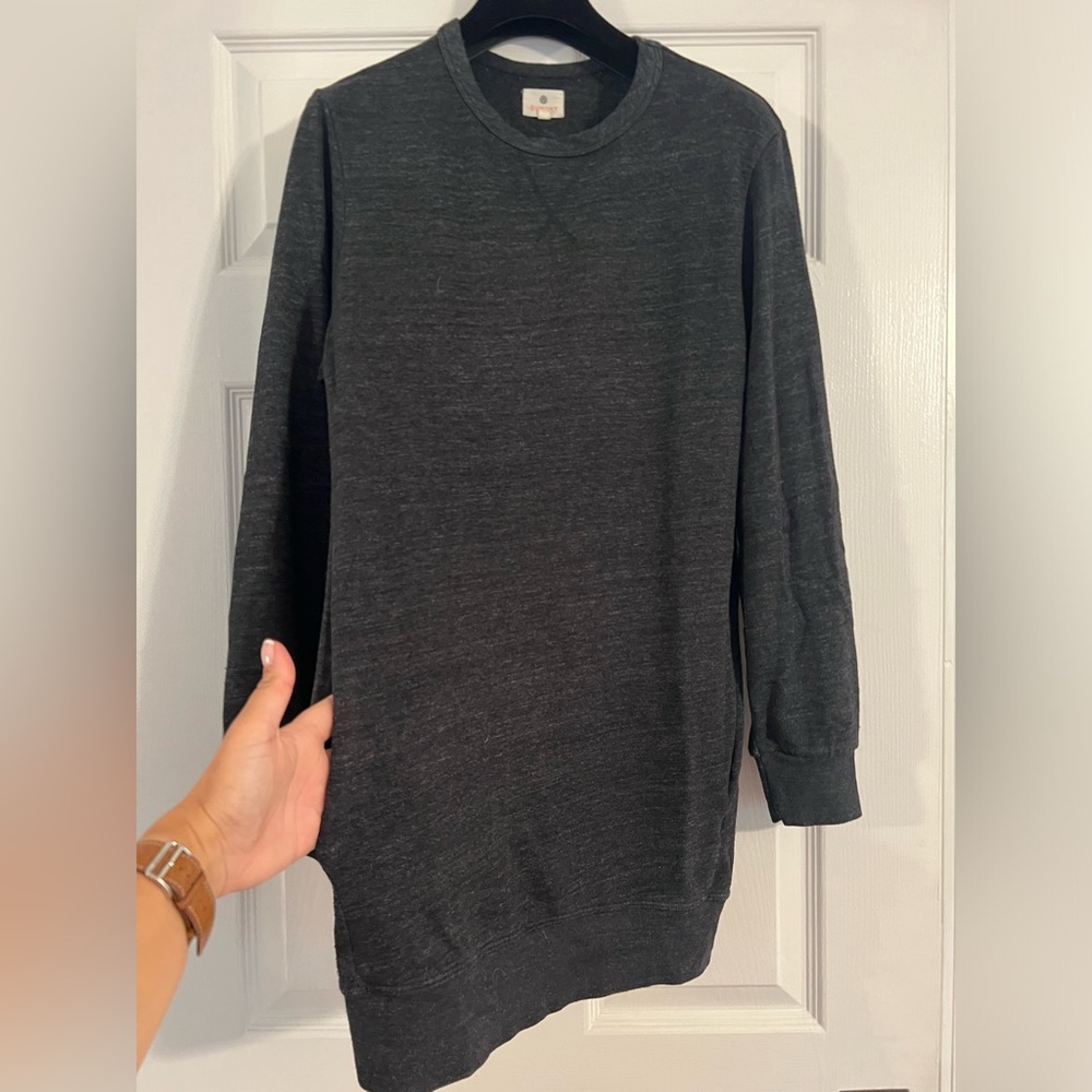 Cute Sundry Sweatshirt dress with pockets size 1 small  of Charcoal Gray EUC